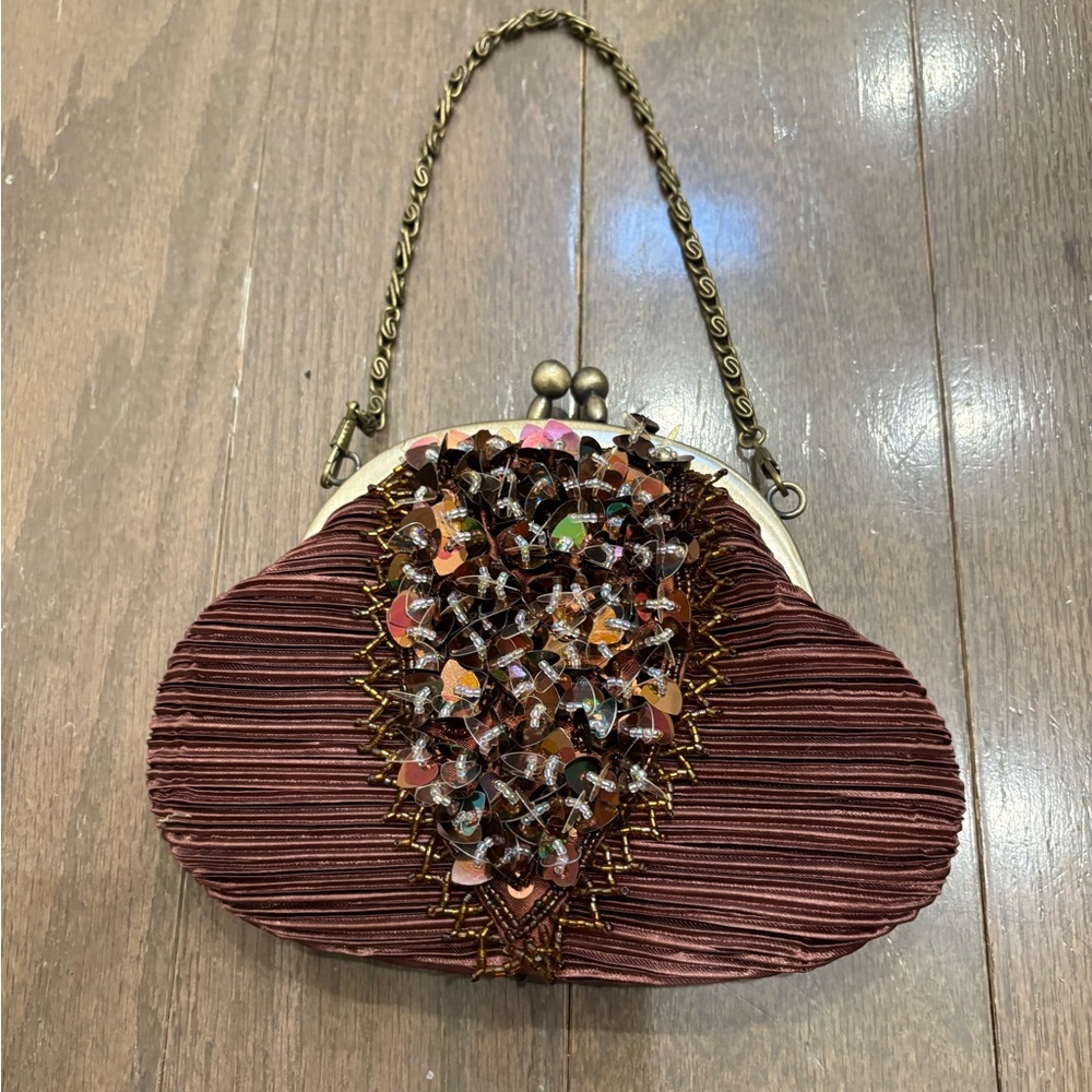 Vintage brown beaded purse!